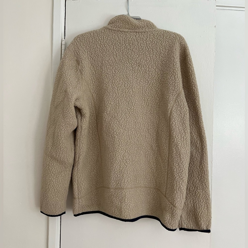 Patagonia Beige Fleece Sherpa Jacket with Navy Samsara Branded Accents - Picture 4 of 4